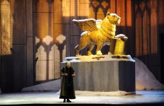 Mehriban Əliyeva Romada Cüzeppe Verdinin “Foskari ailəsinin iki nümayəndəsi” operasının yeni təqdimatının premyerasına tamaşa edib (FOTO)